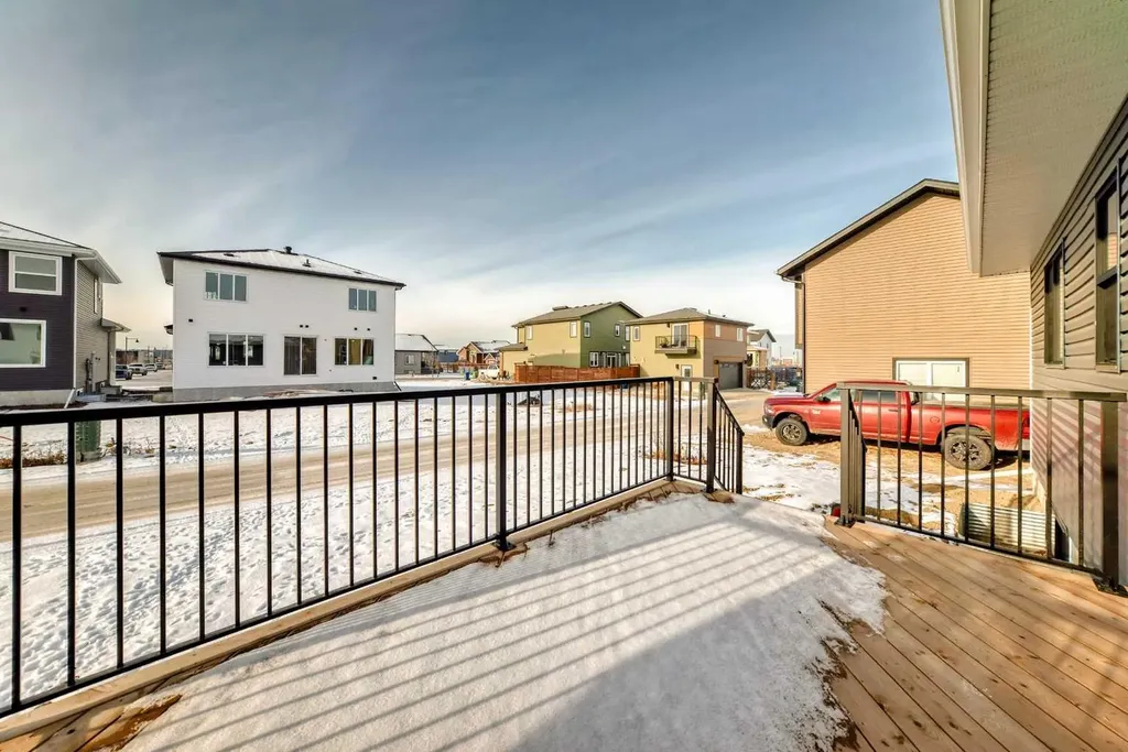 22 Tagish Avenue Red Deer AB T4P 0Y7