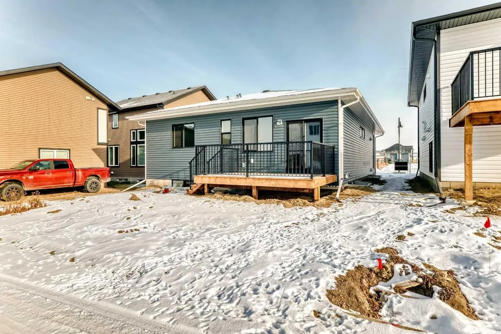 22 Tagish Avenue Red Deer AB T4P 0Y7