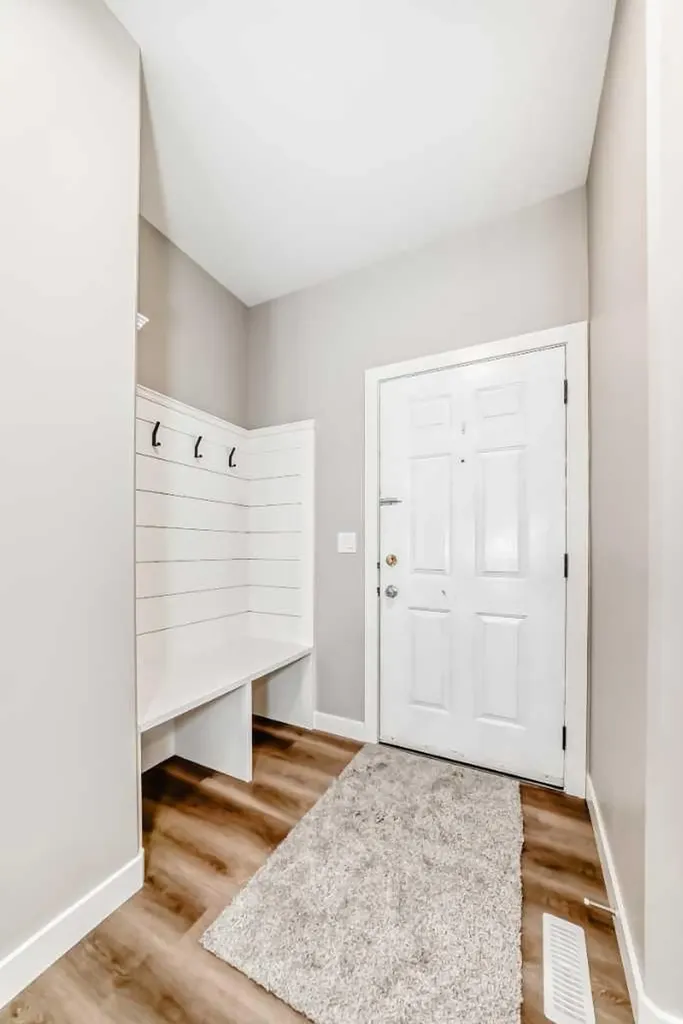 22 Tagish Avenue Red Deer AB T4P 0Y7