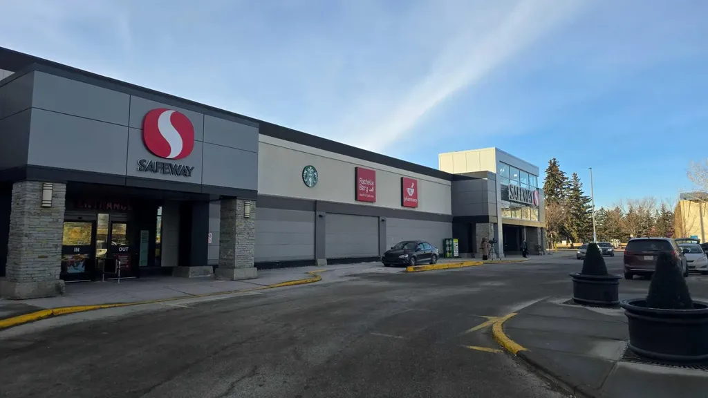 1632 14 Avenue NW Calgary AB T2N 1M7