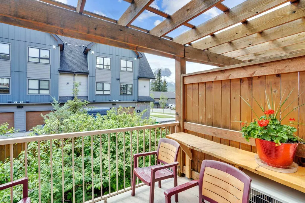 121 Kananaskis Way Canmore AB T1W 2X2