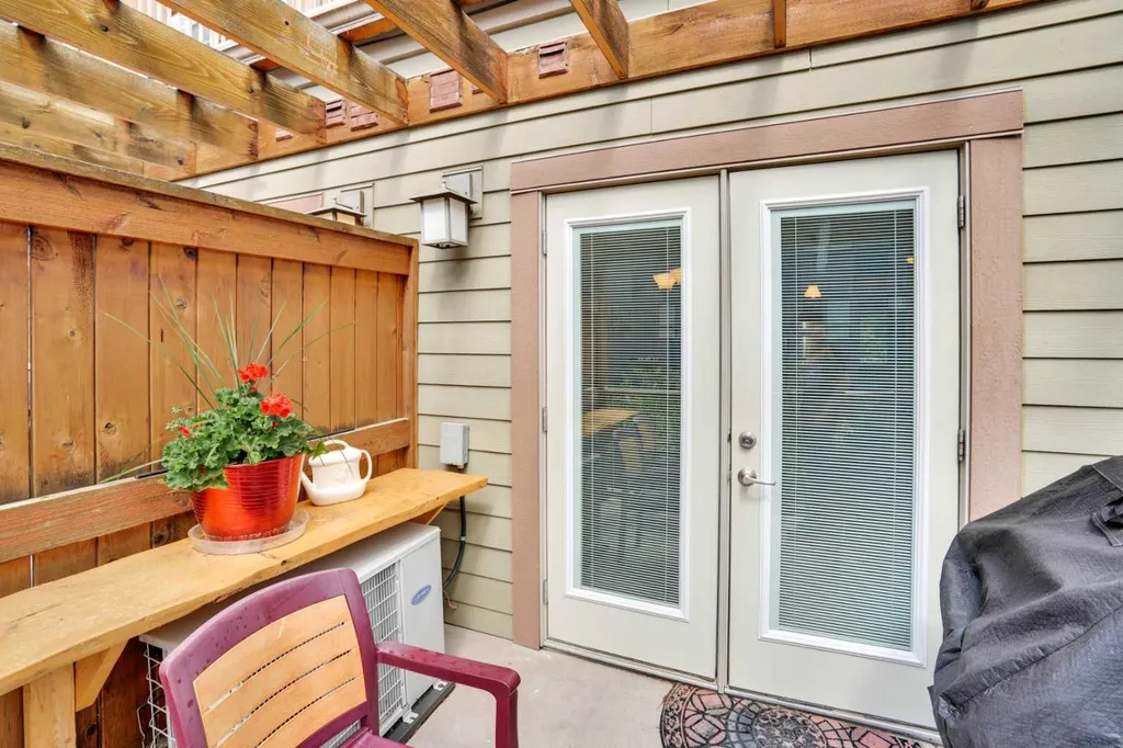 121 Kananaskis Way Canmore AB T1W 2X2