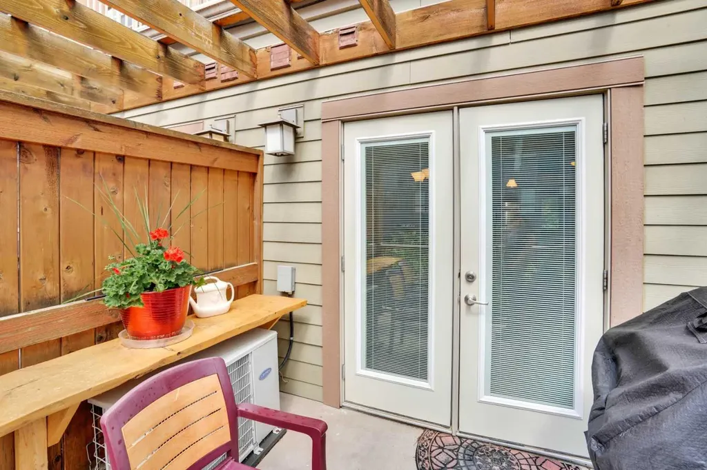 121 Kananaskis Way Canmore AB T1W 2X2