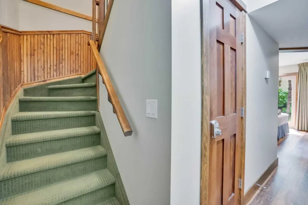 121 Kananaskis Way Canmore AB T1W 2X2