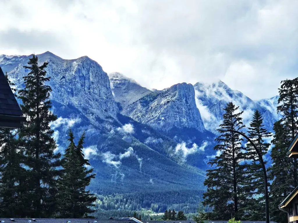 121 Kananaskis Way Canmore AB T1W 2X2
