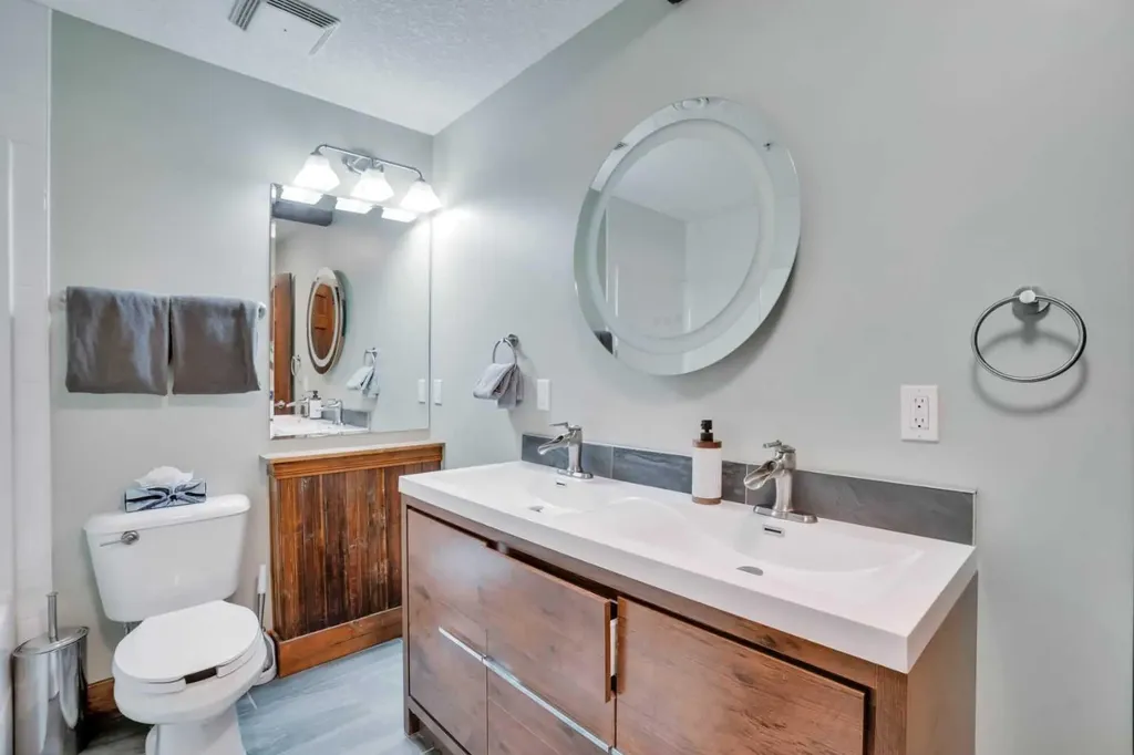 121 Kananaskis Way Canmore AB T1W 2X2