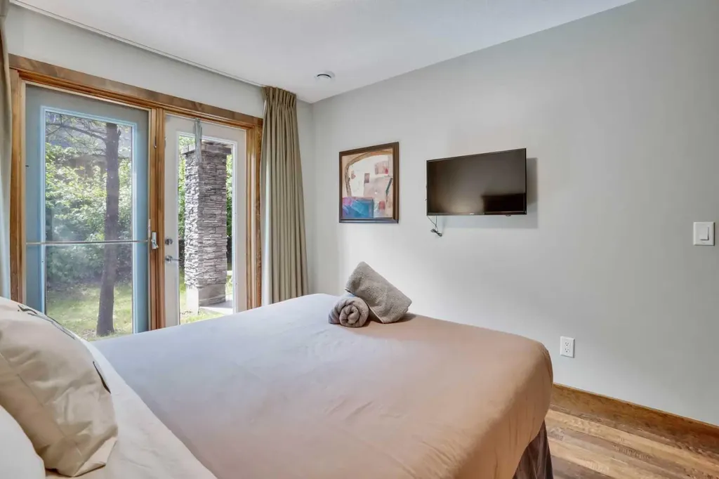 121 Kananaskis Way Canmore AB T1W 2X2