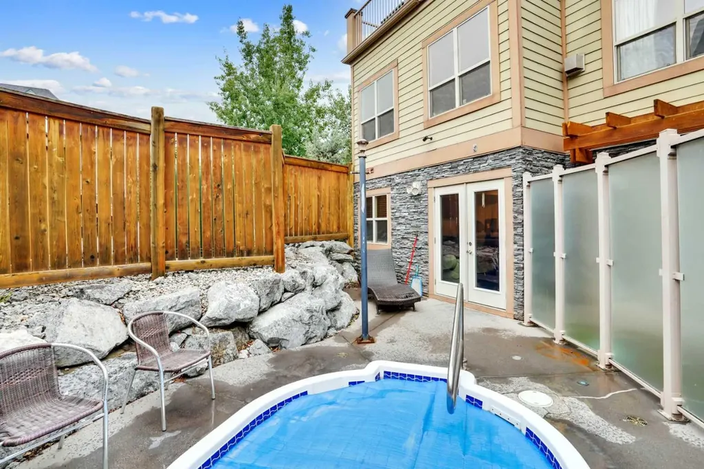 121 Kananaskis Way Canmore AB T1W 2X2