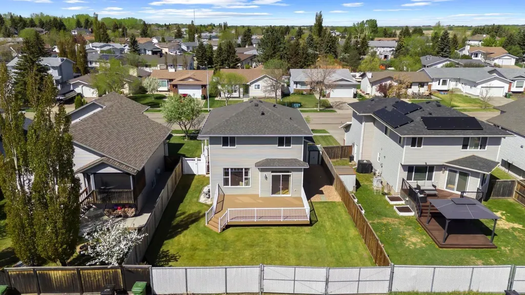 5421 60 Street Camrose AB T4V 4G9