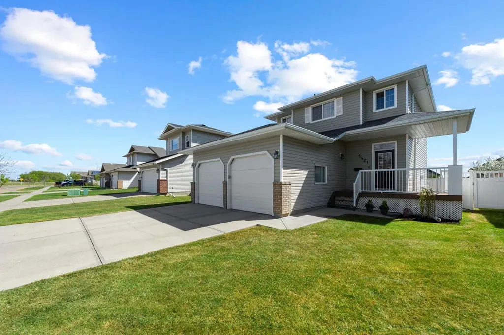5421 60 Street Camrose AB T4V 4G9