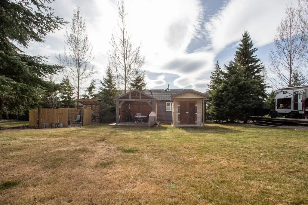 413 Lodge Pole Lane Lac Des Iles SK S0M 1A0