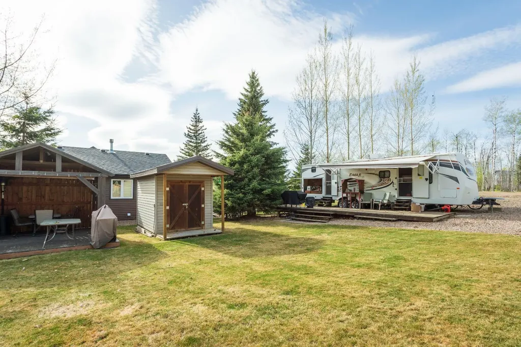 413 Lodge Pole Lane Lac Des Iles SK S0M 1A0