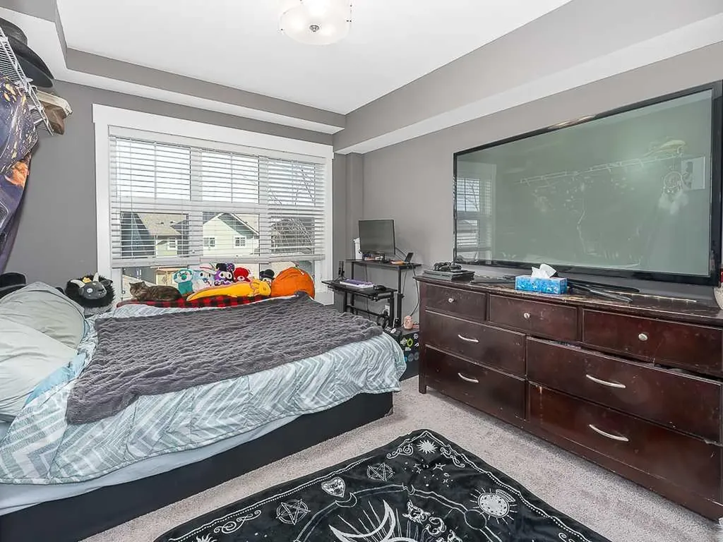 11 Mahogany Row SE Calgary AB T3M 2L6