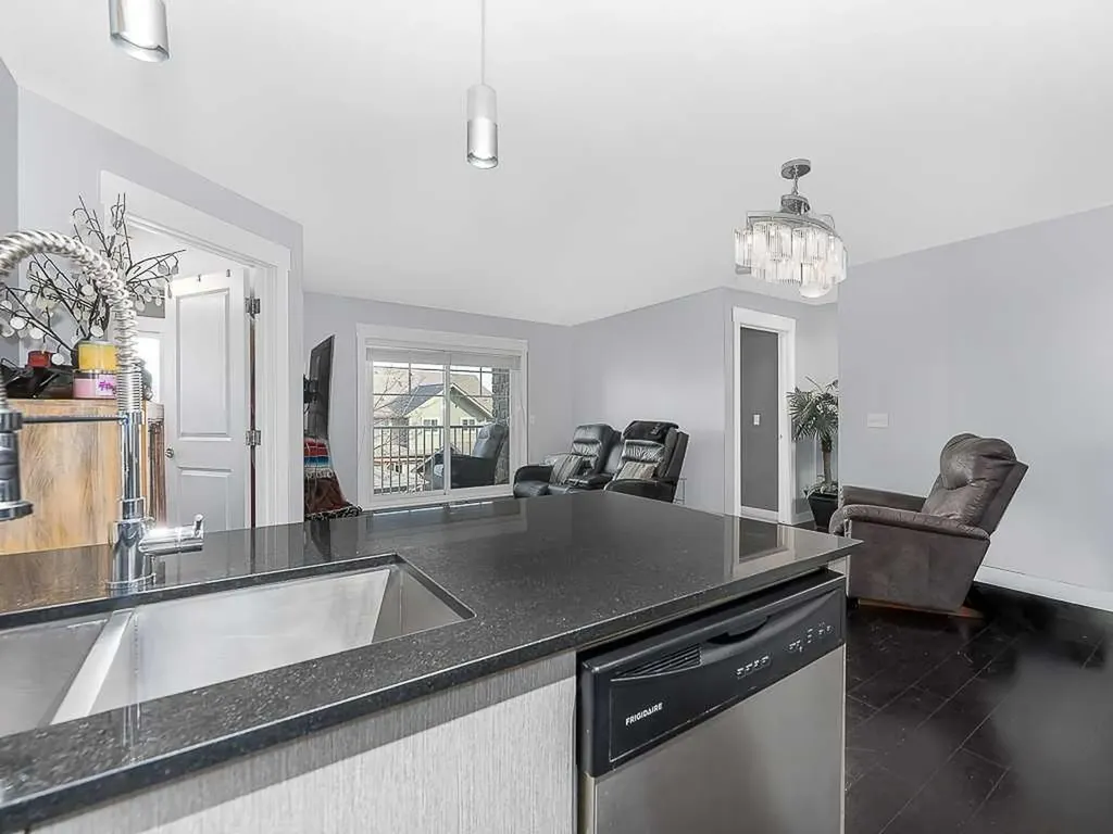 11 Mahogany Row SE Calgary AB T3M 2L6