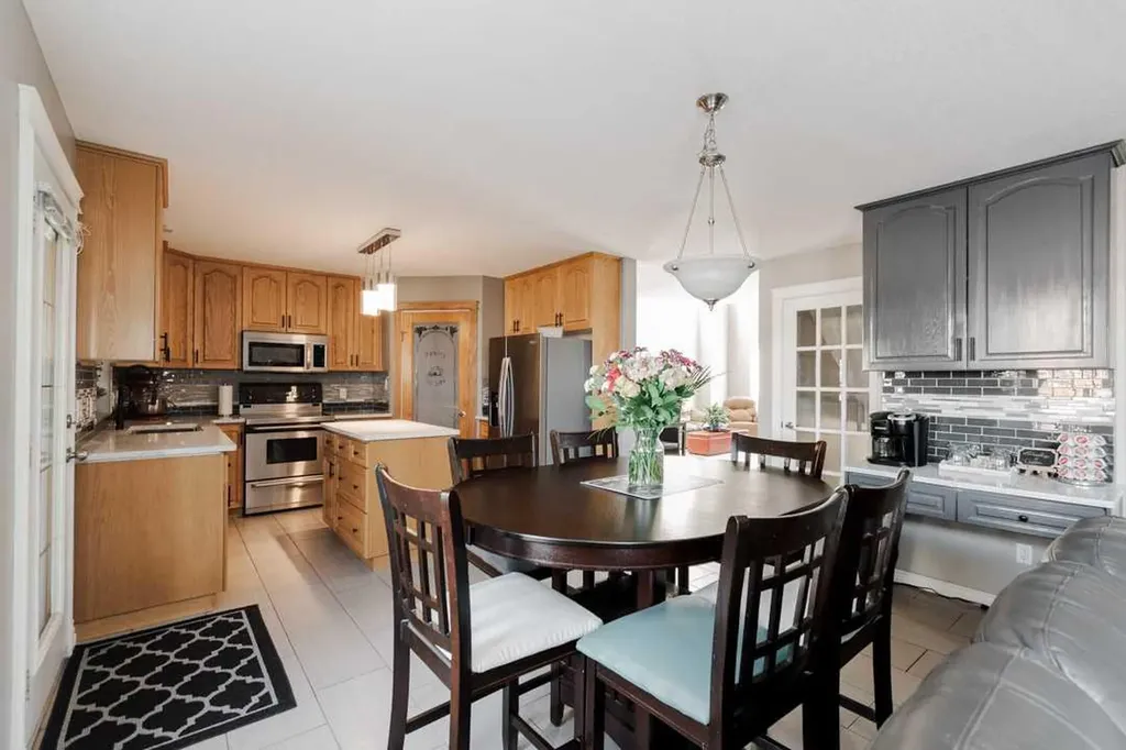 172 Berard Crescent Fort Mcmurray AB T9K 1V8