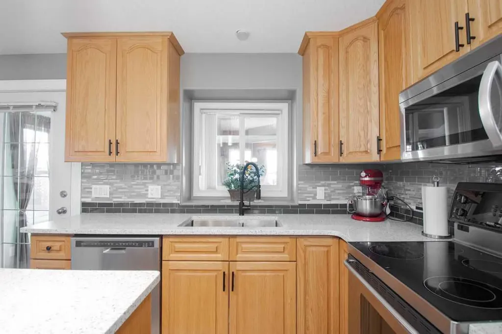 172 Berard Crescent Fort Mcmurray AB T9K 1V8
