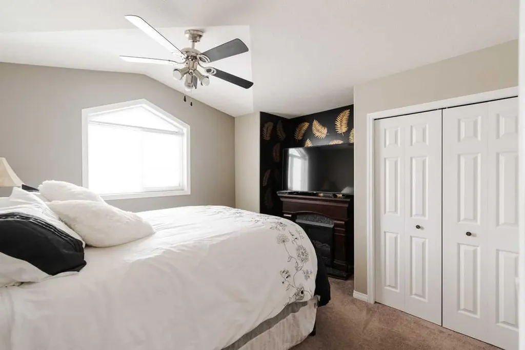 172 Berard Crescent Fort Mcmurray AB T9K 1V8