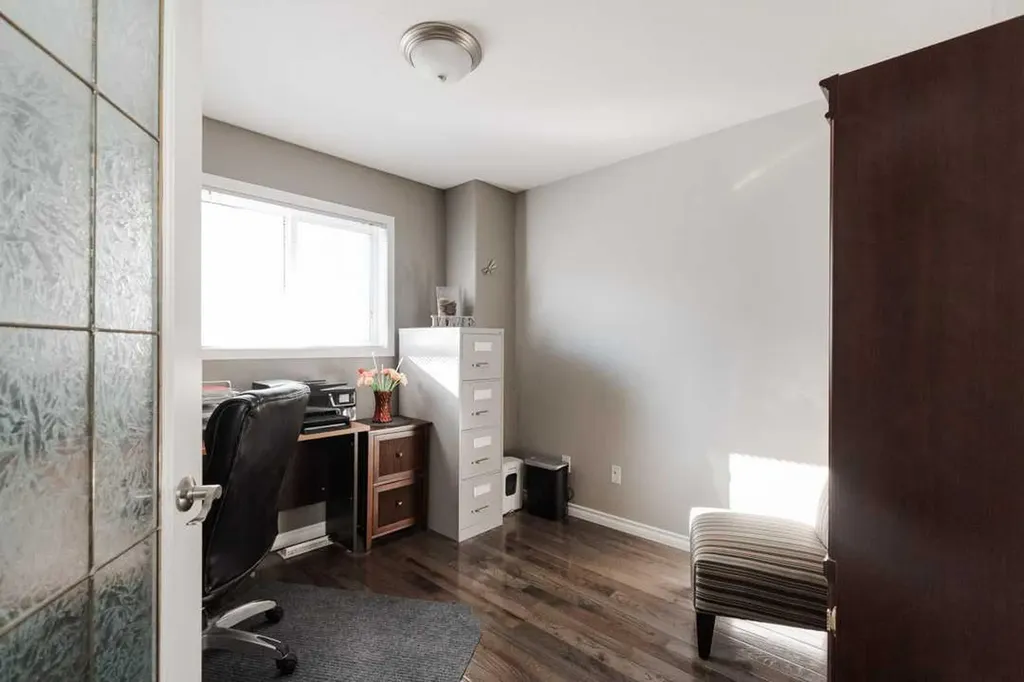 172 Berard Crescent Fort Mcmurray AB T9K 1V8
