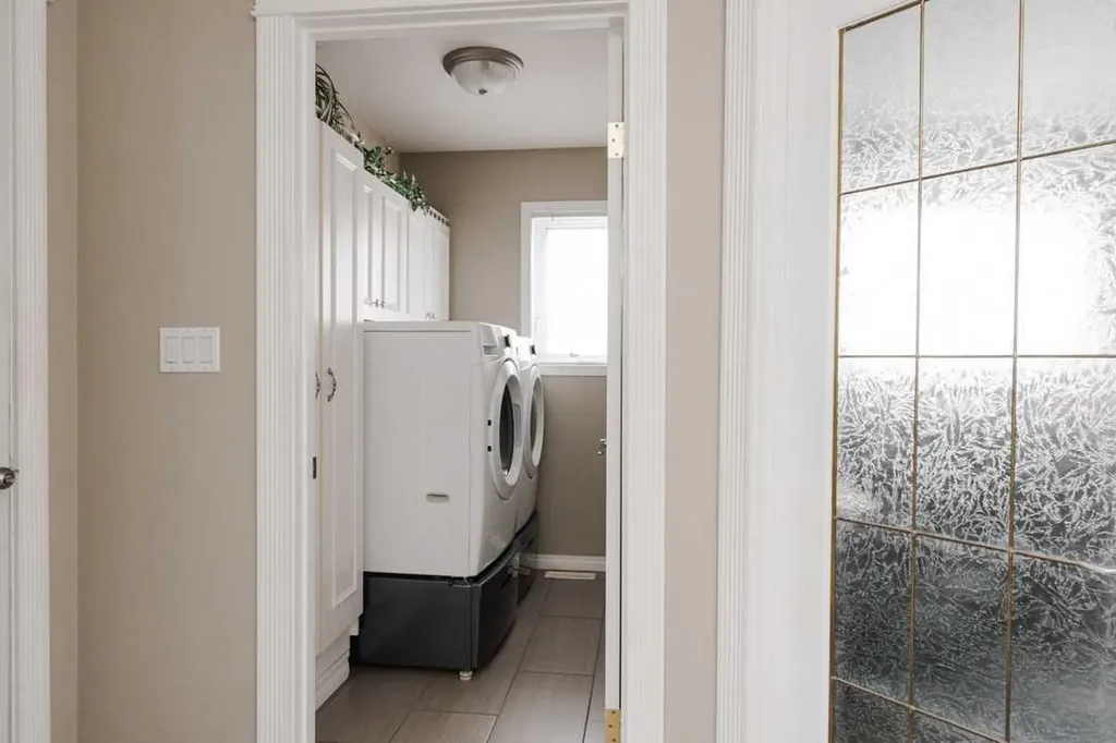 172 Berard Crescent Fort Mcmurray AB T9K 1V8