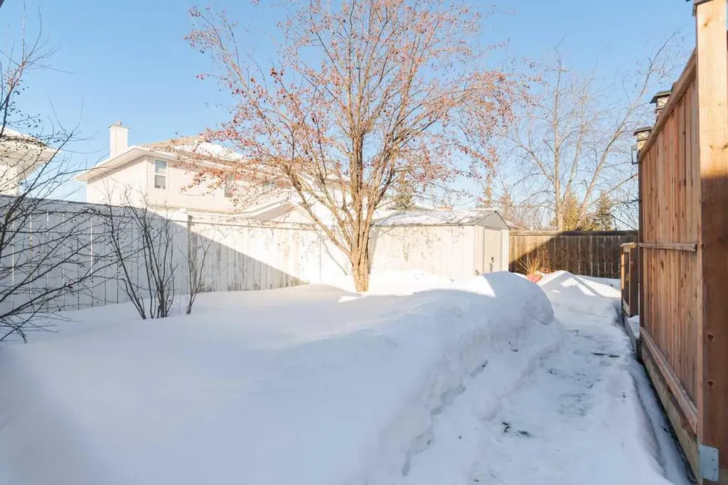 172 Berard Crescent Fort Mcmurray AB T9K 1V8