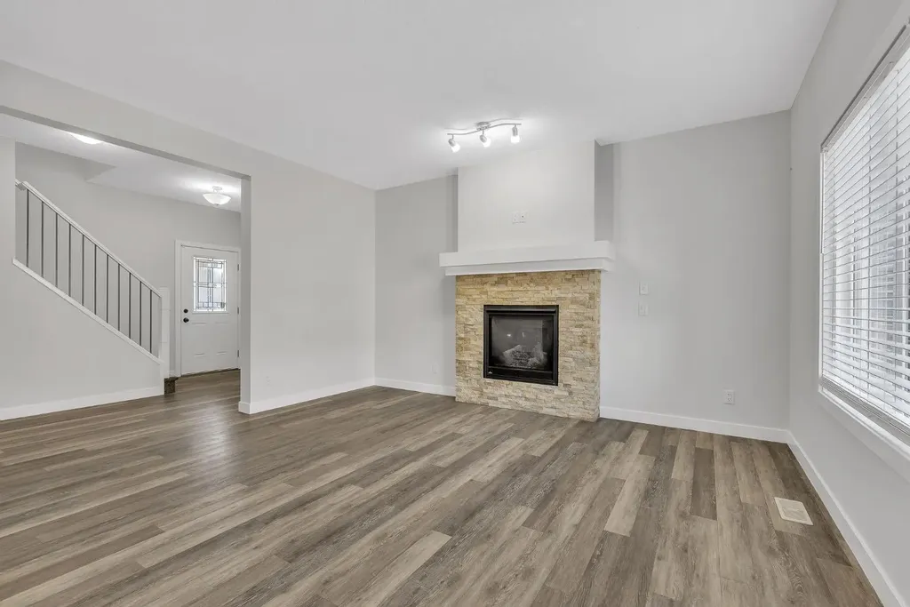 235 Kinniburgh Road Chestermere AB T1X0Y7