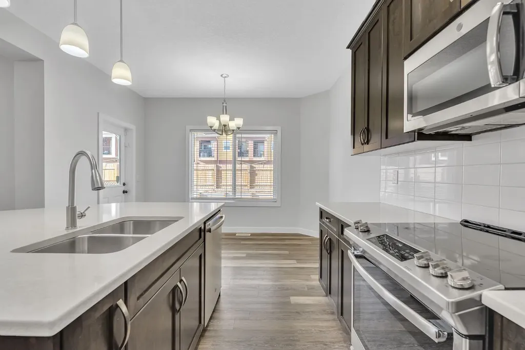 235 Kinniburgh Road Chestermere AB T1X0Y7