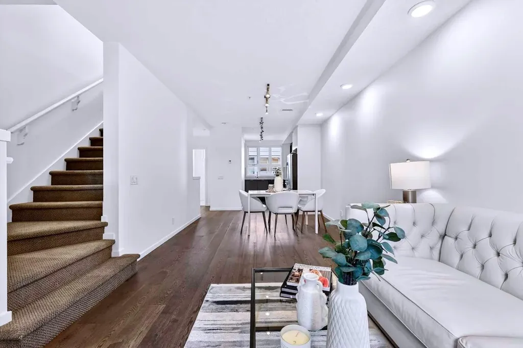 1719 9a Street SW Calgary AB T2T 6S3