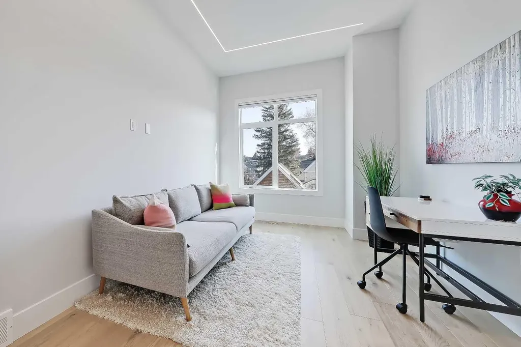 1902 13 Street SW Calgary AB T2T 3P6