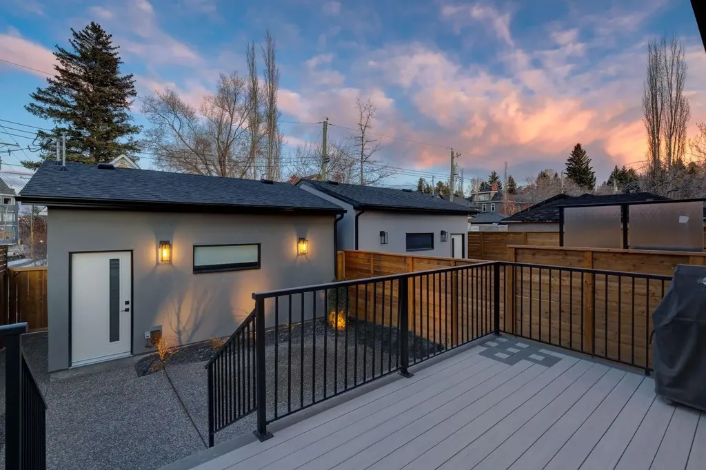 1902 13 Street SW Calgary AB T2T 3P6
