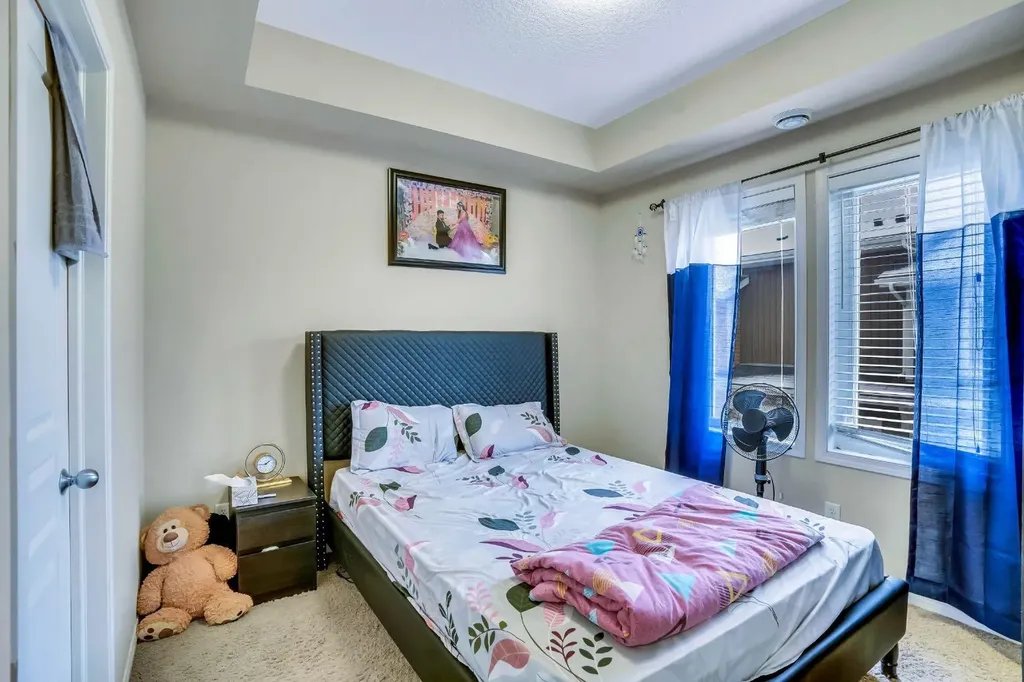 713 Auburn Bay Square SE Calgary AB T3M 0Y7