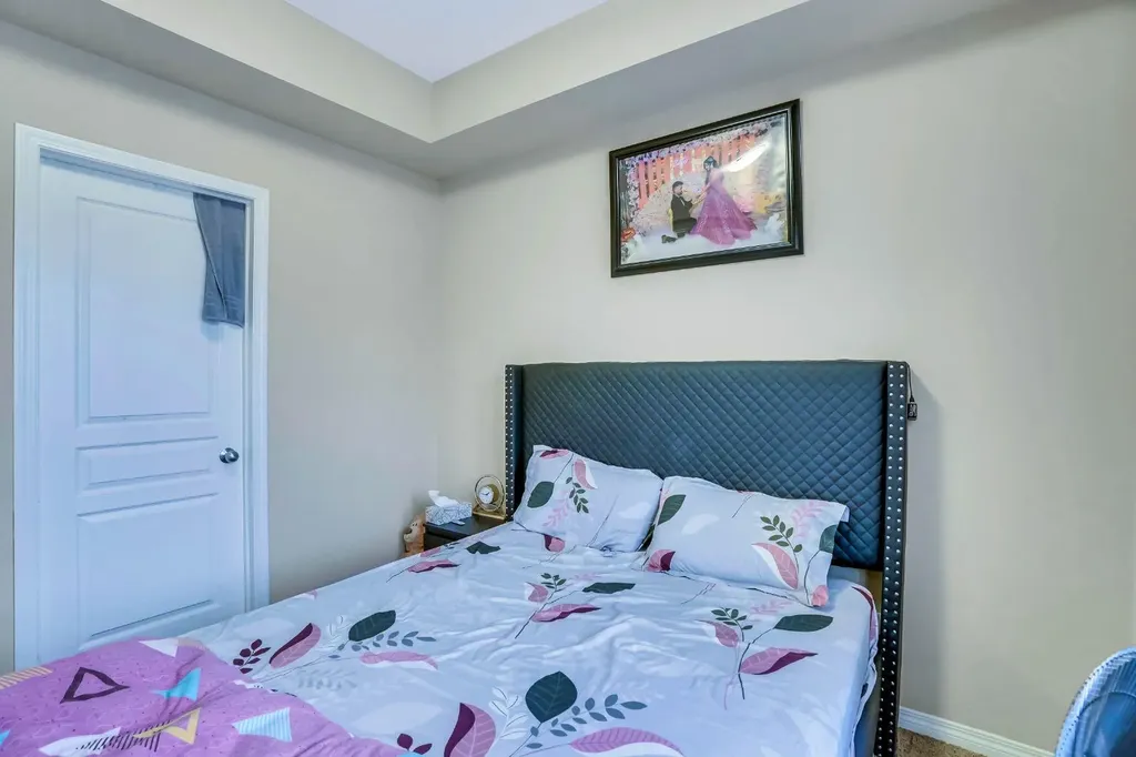 713 Auburn Bay Square SE Calgary AB T3M 0Y7
