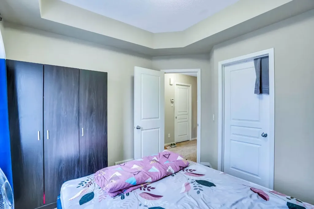 713 Auburn Bay Square SE Calgary AB T3M 0Y7