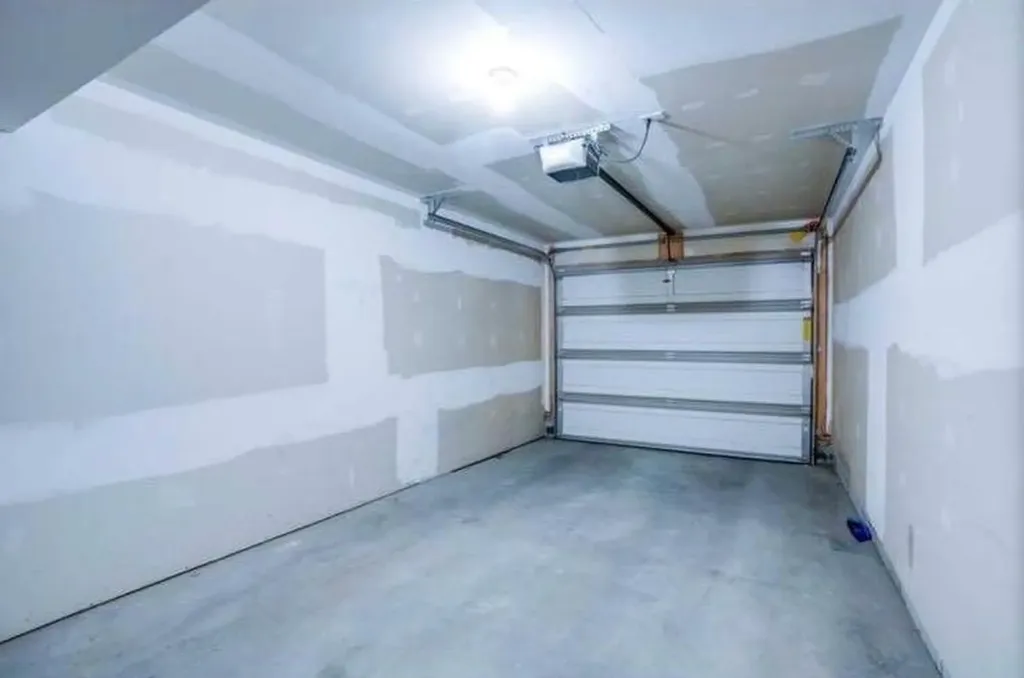 713 Auburn Bay Square SE Calgary AB T3M 0Y7