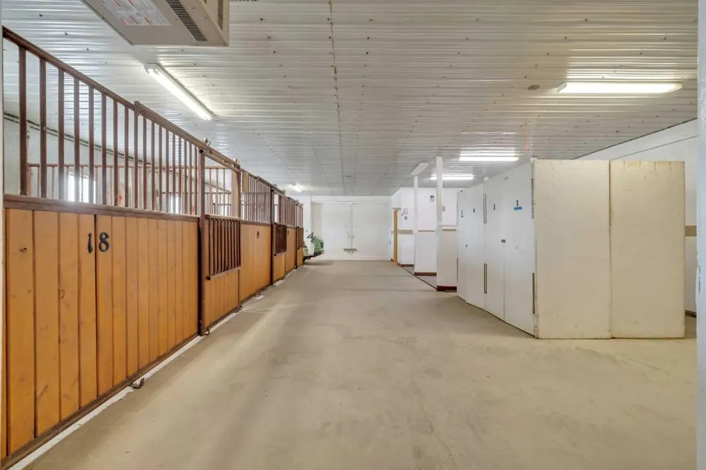 37535 Range Road 265 Rural Red Deer County AB T4E 1A7
