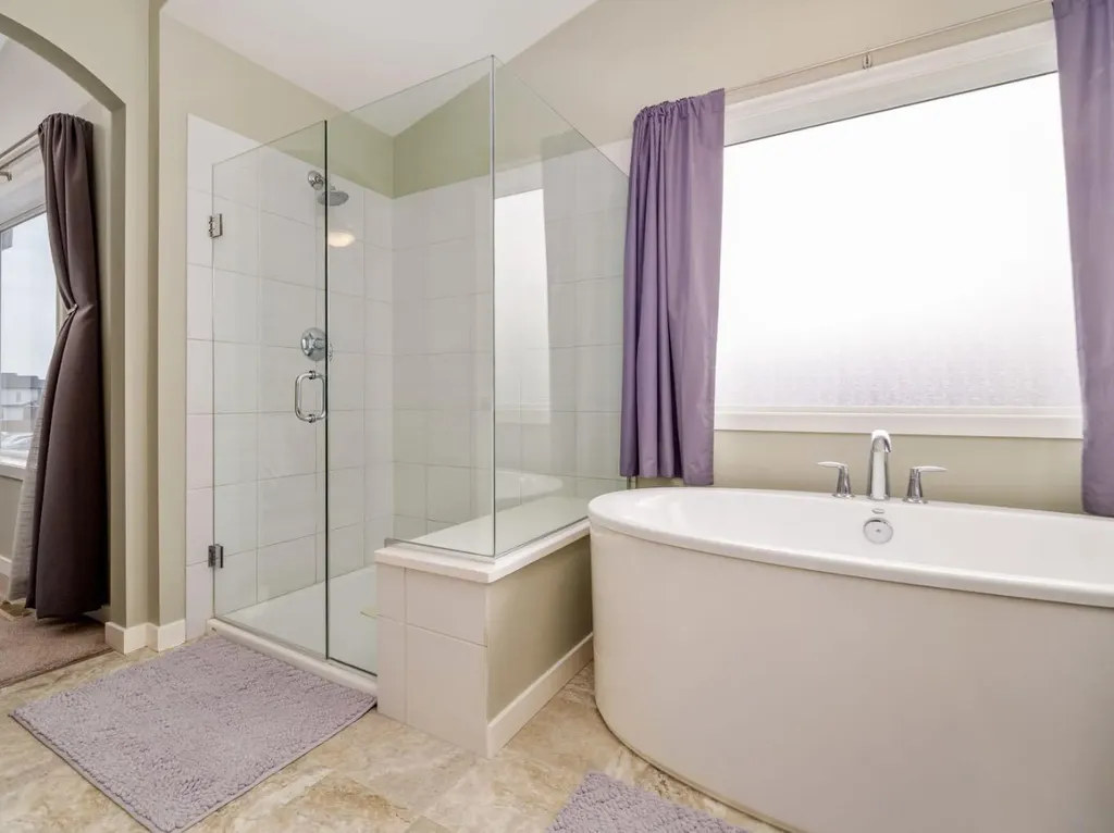 327 Mildred Dobbs Boulevard N Lethbridge AB T1H6G7