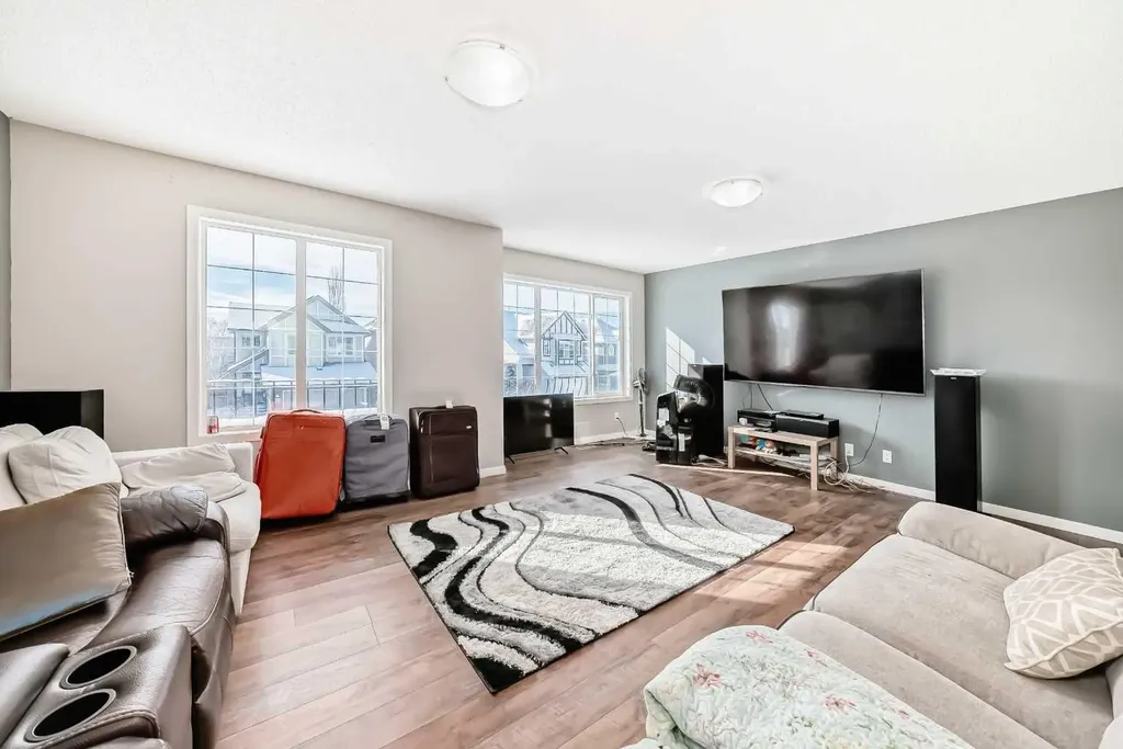 46 Cranford Gardens SE Calgary AB T3M 0W4