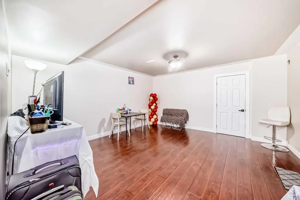 46 Cranford Gardens SE Calgary AB T3M 0W4