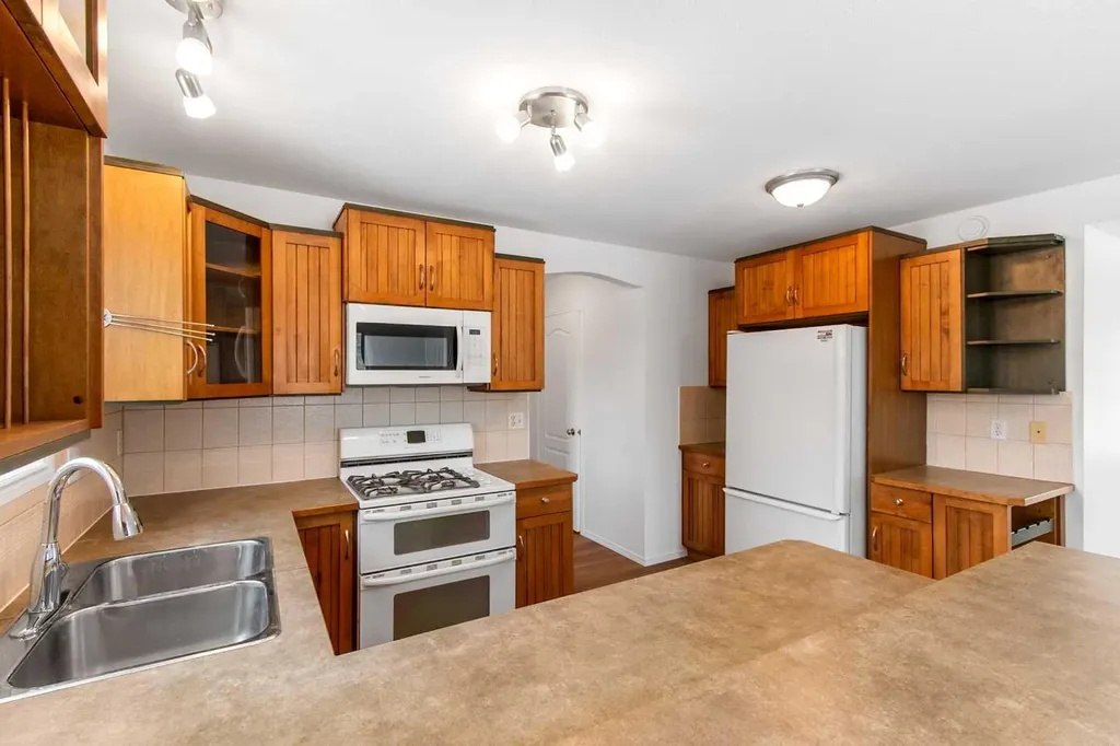 763 Stonehaven Drive Carstairs AB T0M 0N0