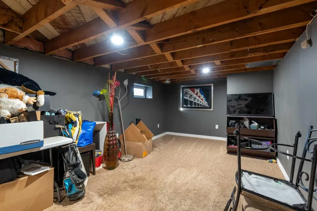 4821 47 Street Lloydminster SK S9V 0K2