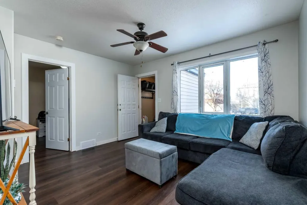 4821 47 Street Lloydminster SK S9V 0K2