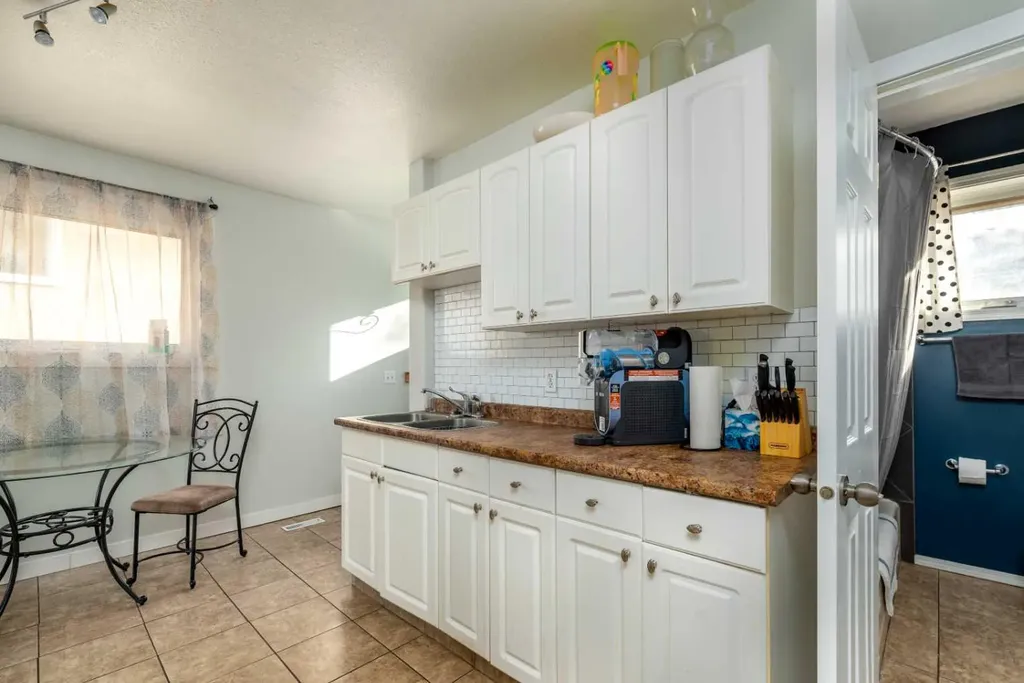 4821 47 Street Lloydminster SK S9V 0K2