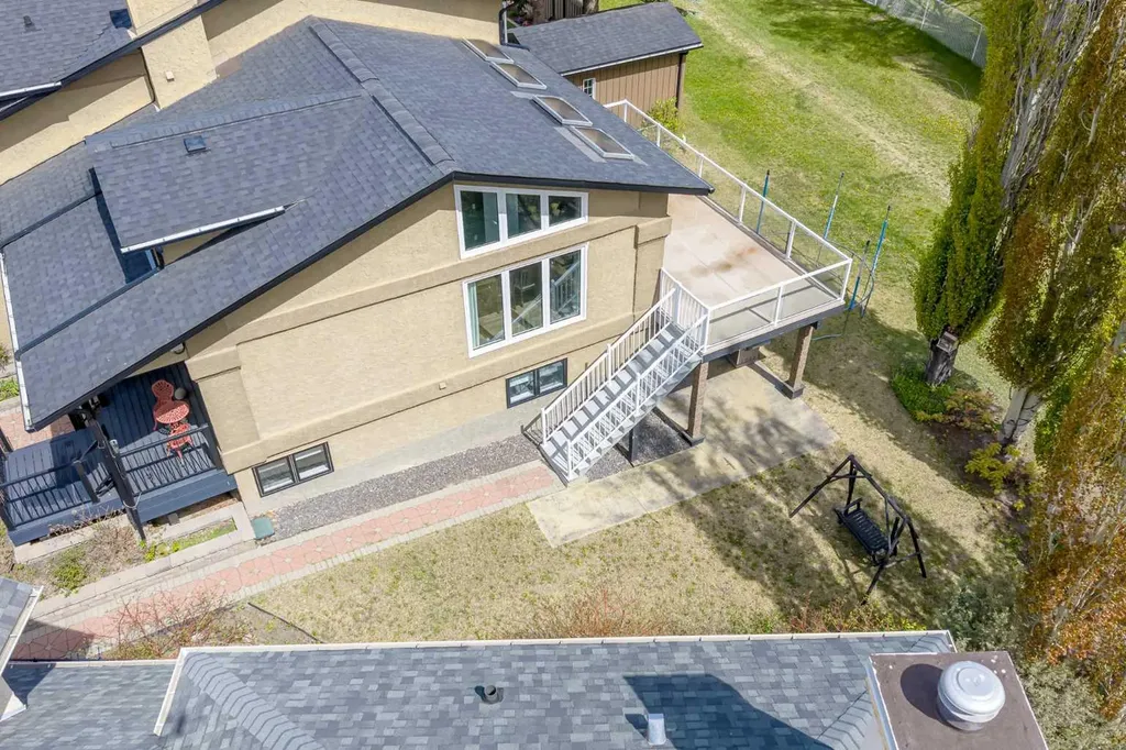 6105 95 Street Grande Prairie AB T8W 2C9