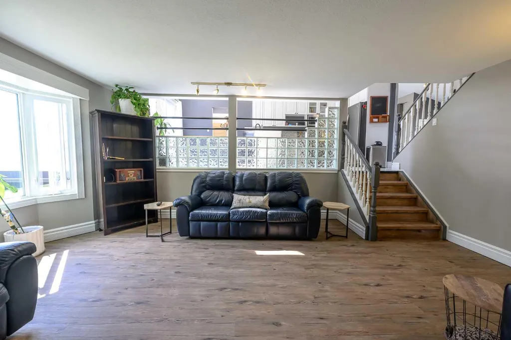6105 95 Street Grande Prairie AB T8W 2C9