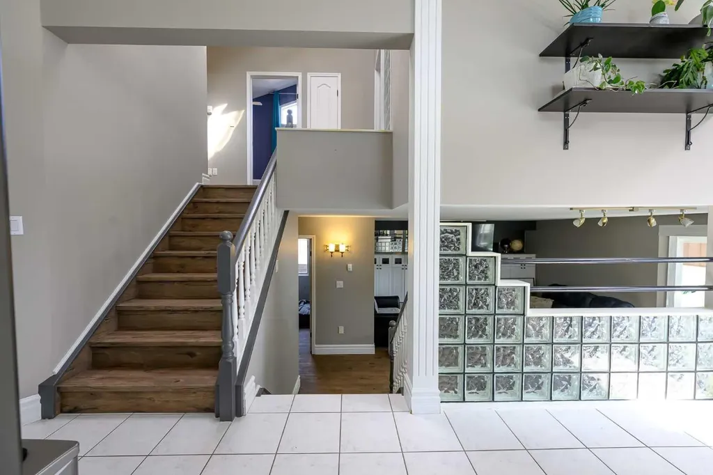 6105 95 Street Grande Prairie AB T8W 2C9