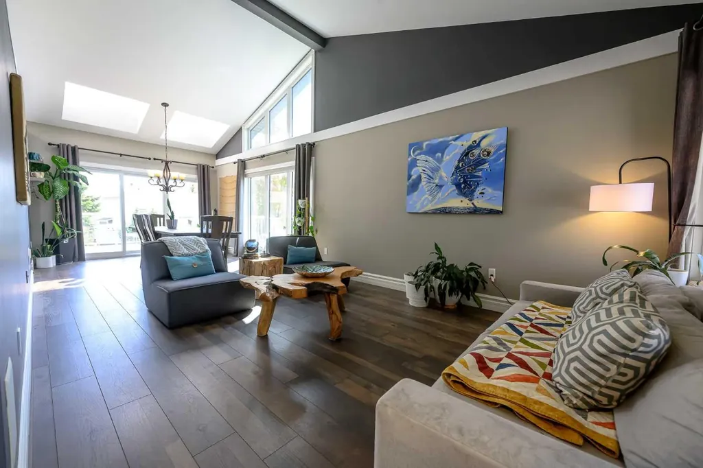 6105 95 Street Grande Prairie AB T8W 2C9