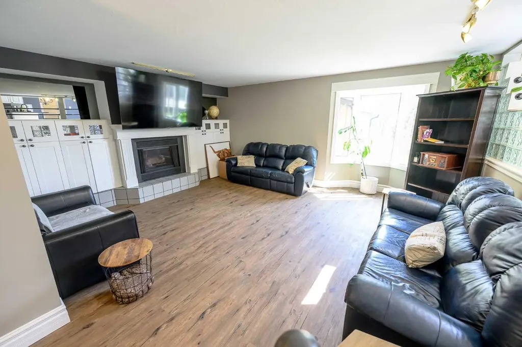 6105 95 Street Grande Prairie AB T8W 2C9