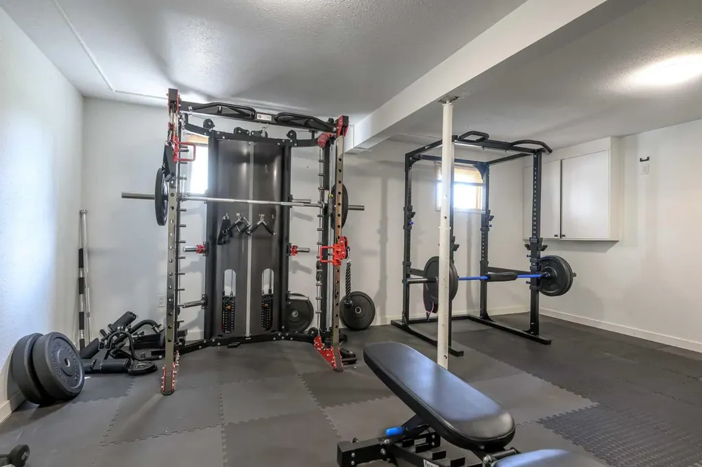 6105 95 Street Grande Prairie AB T8W 2C9