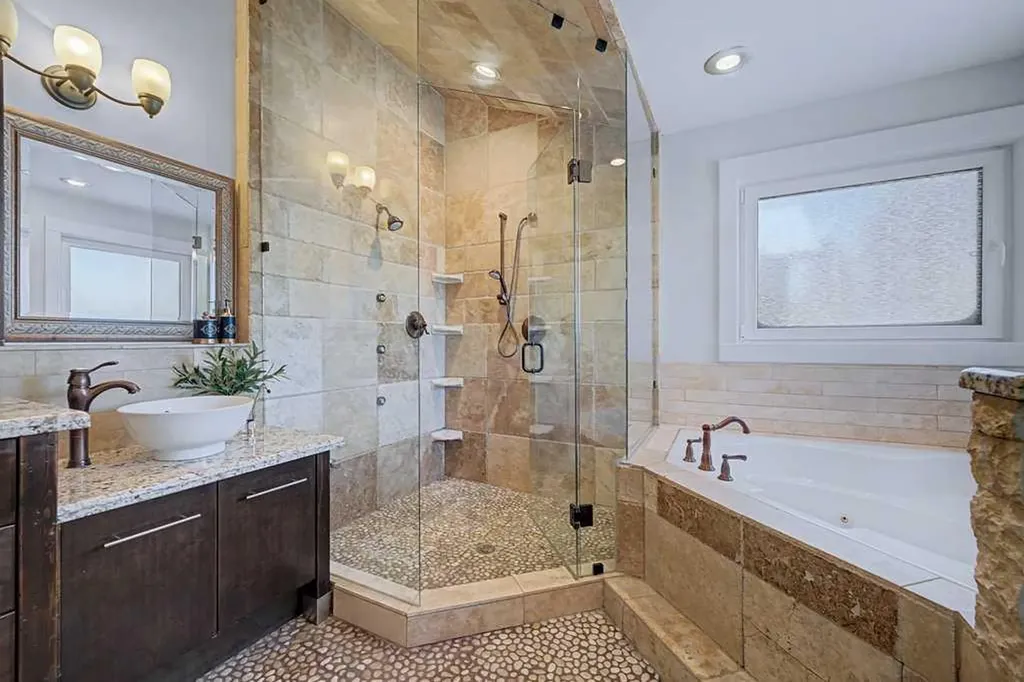 630 25 Avenue NE Calgary AB T2E 1Y5