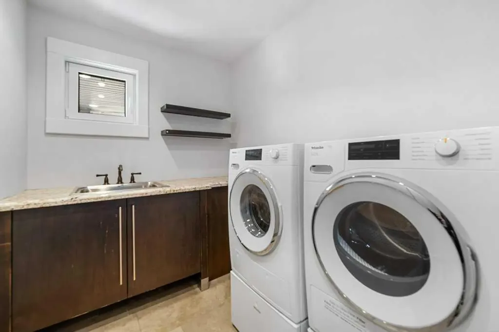 630 25 Avenue NE Calgary AB T2E 1Y5