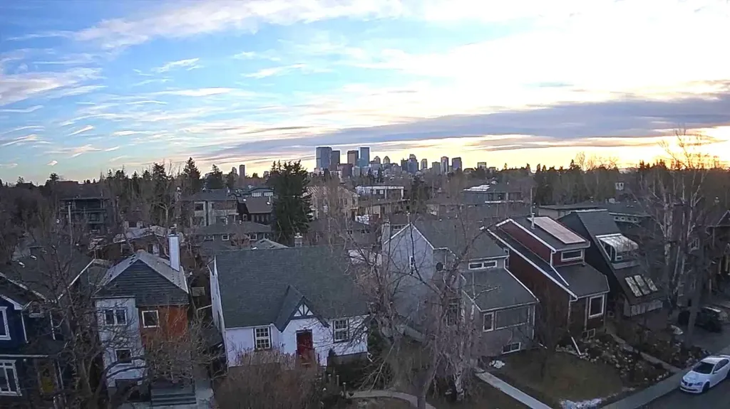 630 25 Avenue NE Calgary AB T2E 1Y5